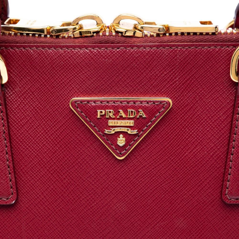 Prada Promenade