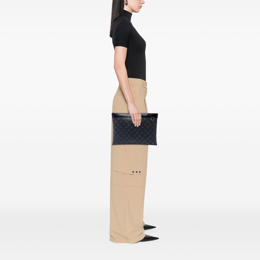 Louis Vuitton Clutch