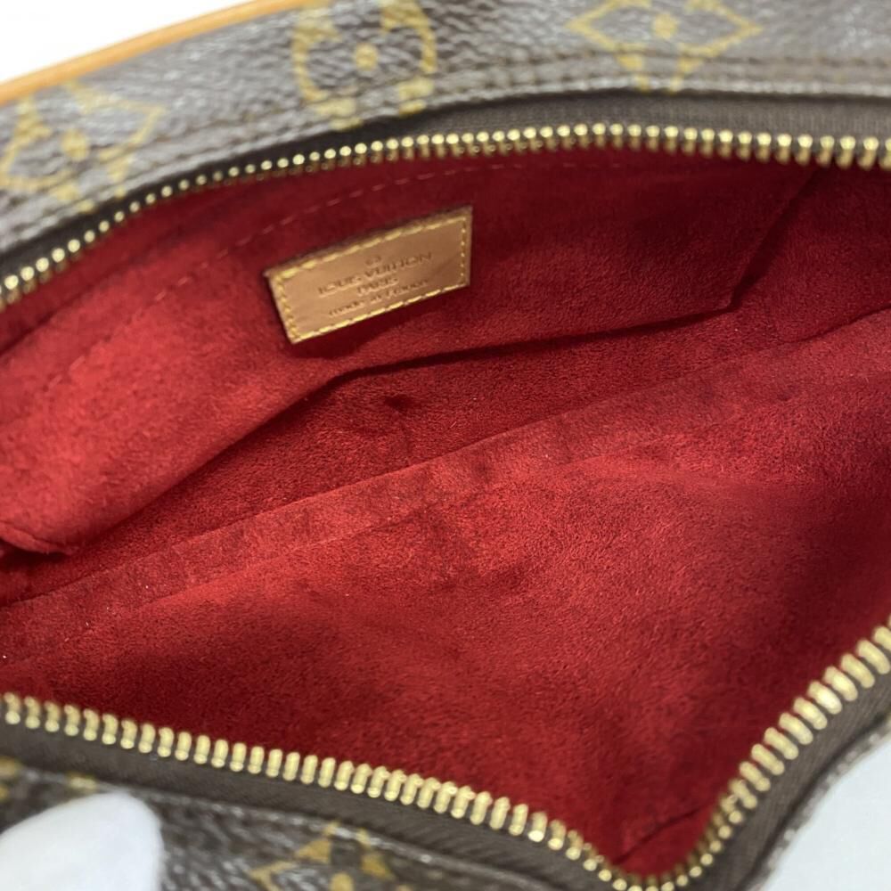 Louis Vuitton Croissant