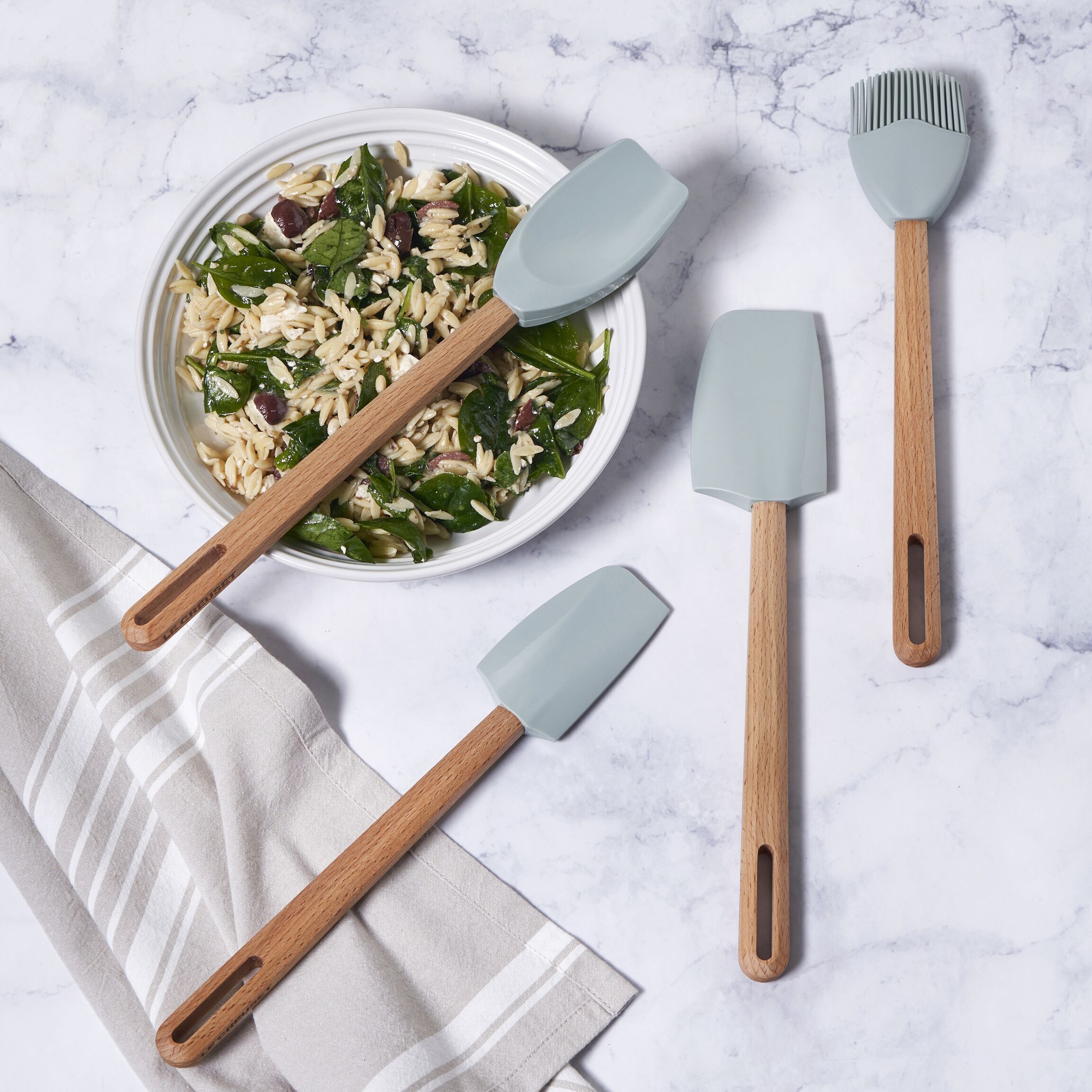 Le Creuset Signature mellan dejskraber Sea Salt