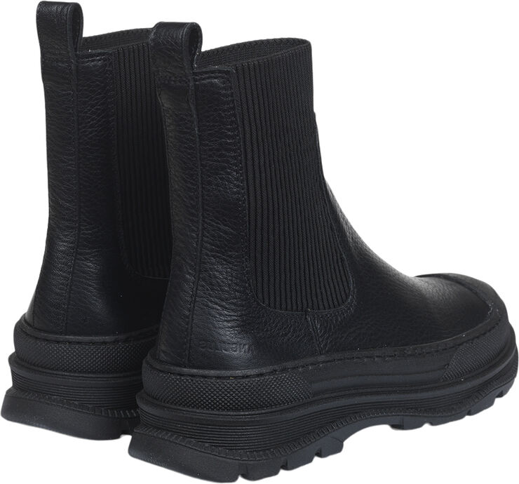 Støvlet med track-sål