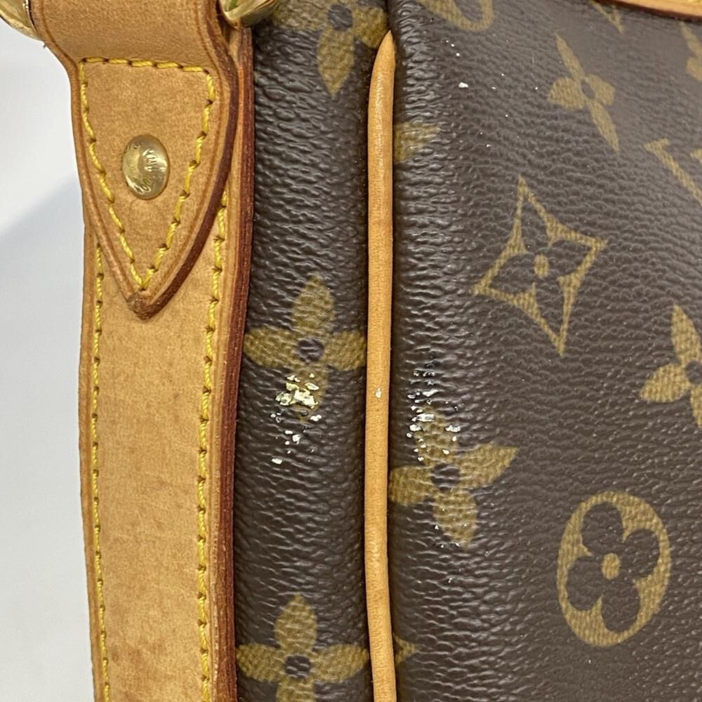 Louis Vuitton Shoulder Bags