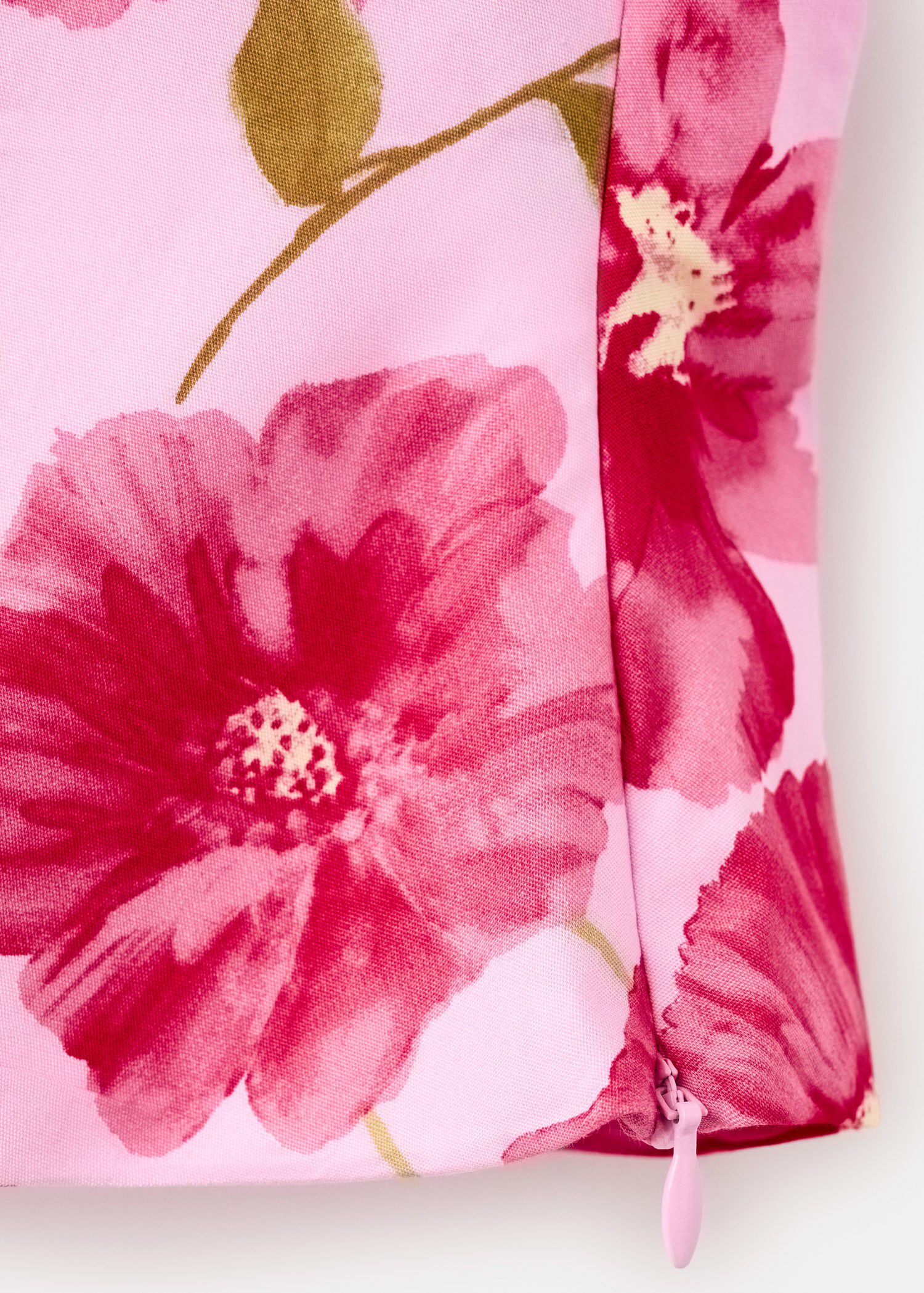Floral halter neck top