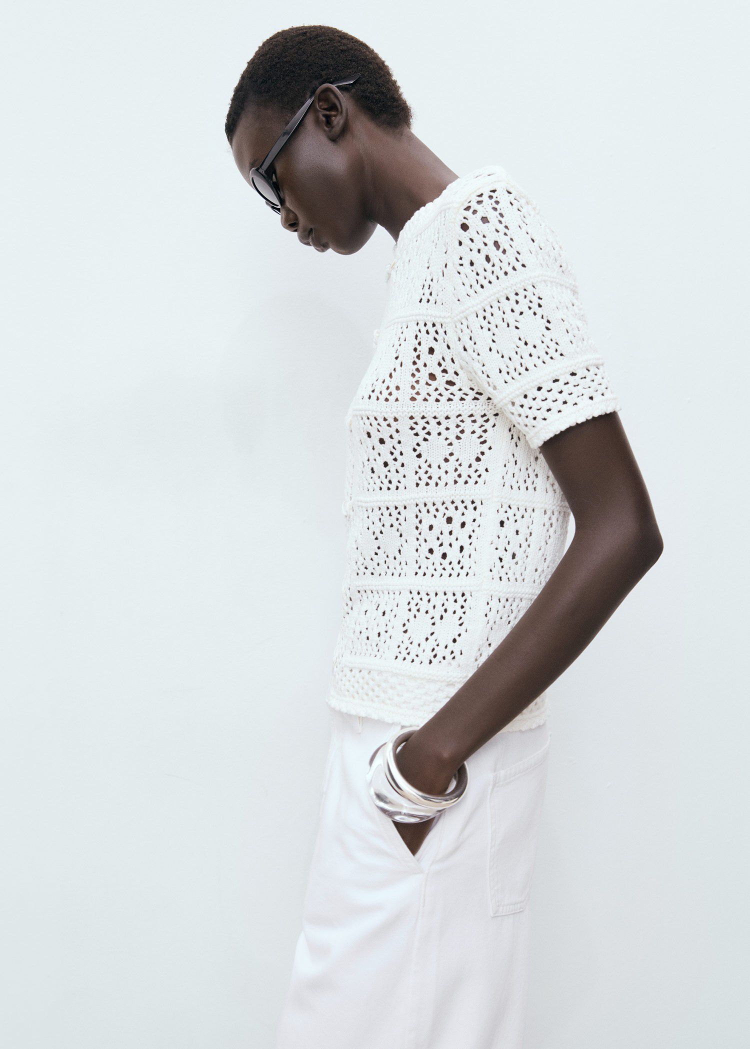 Short-sleeved crochet cardigan