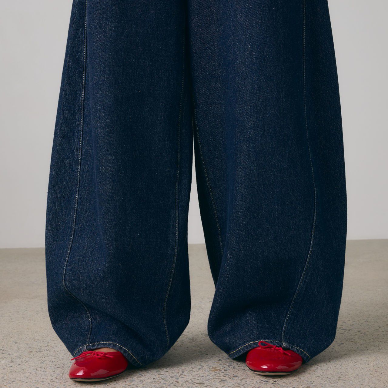 Super Baggy Barrel Jeans