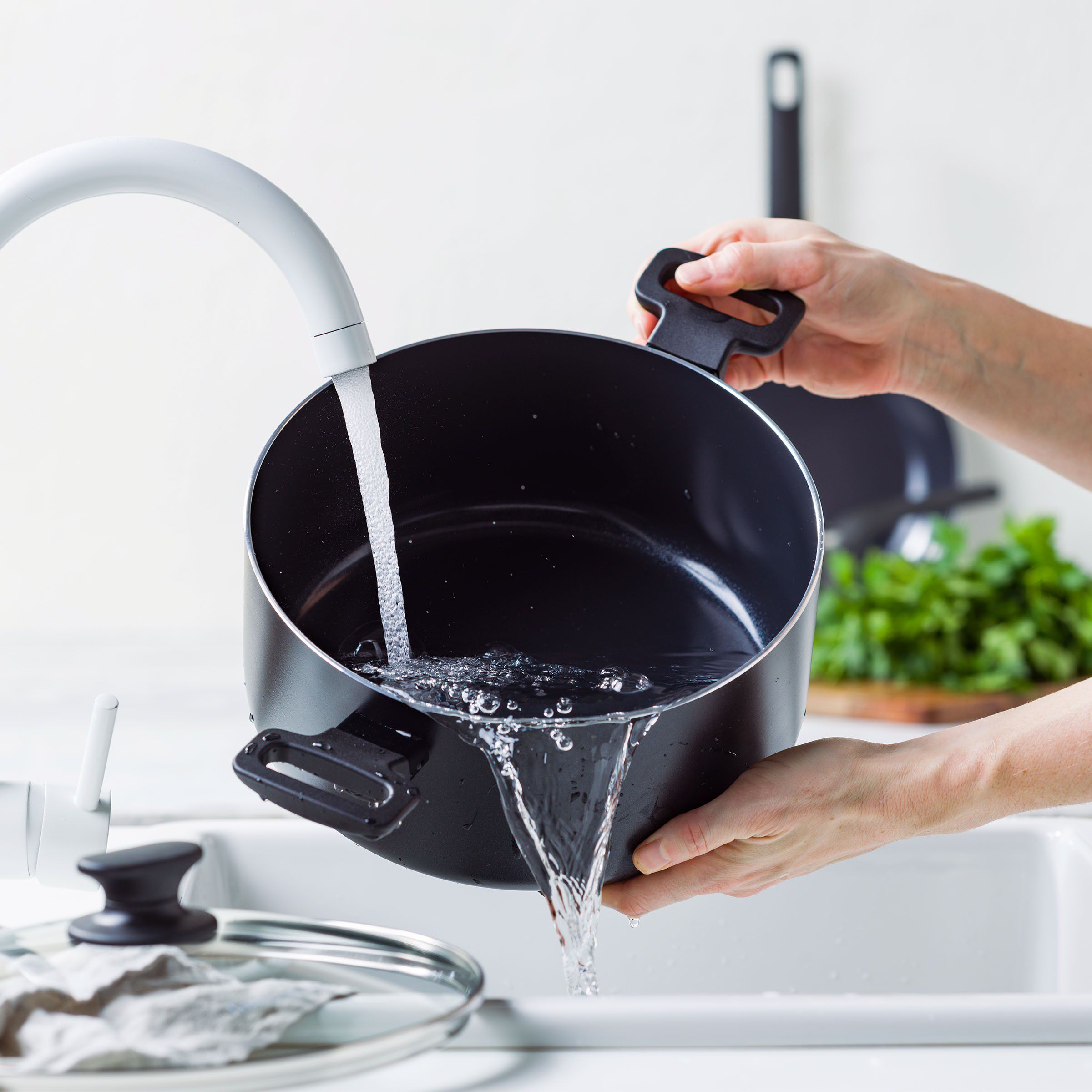 GP-ESSEN FBl Alu Perf-ind cvd cass 24cm/4. 91L