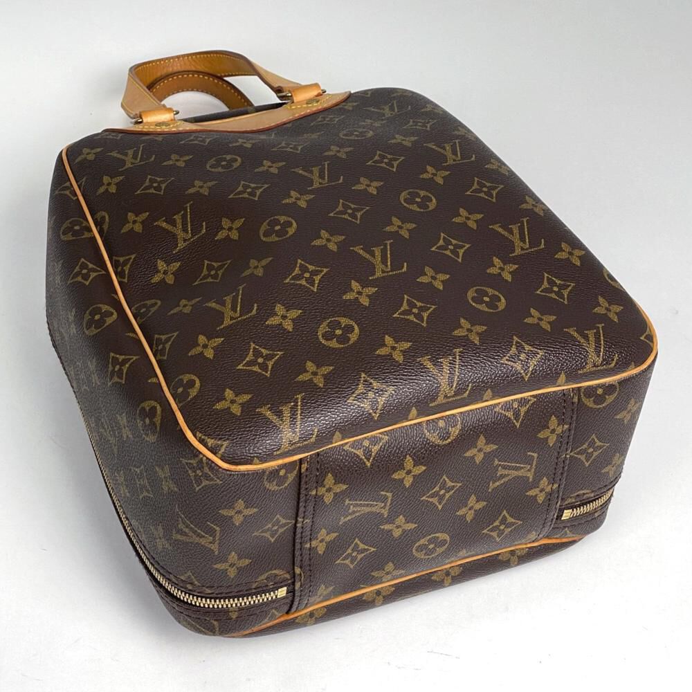 Louis Vuitton Excursion