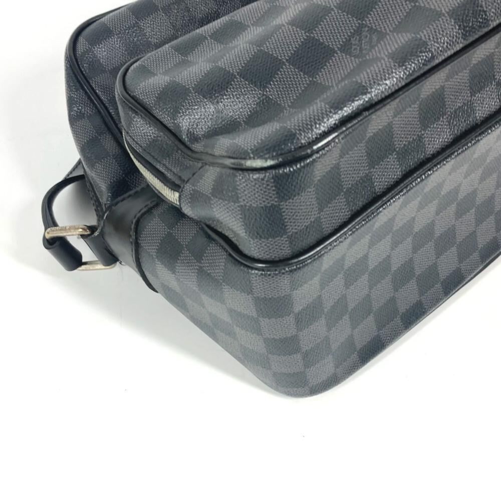 Louis Vuitton Messenger