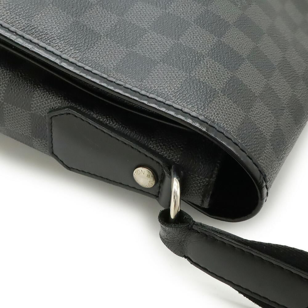 Louis Vuitton Shoulder Bags