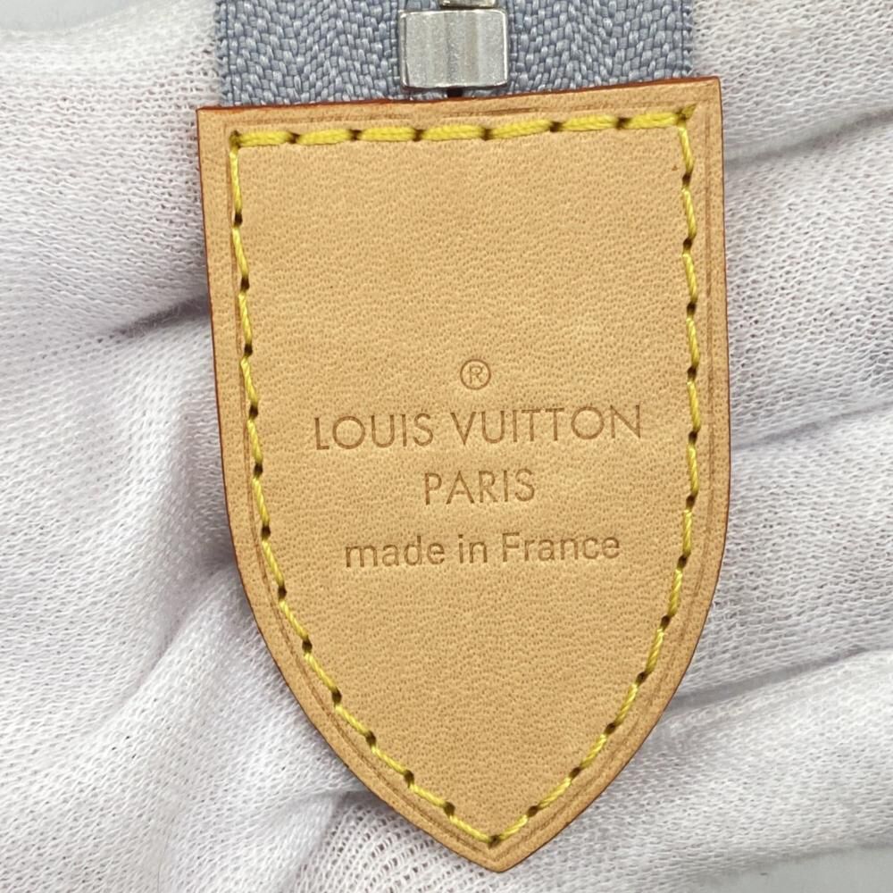 Louis Vuitton Clutch