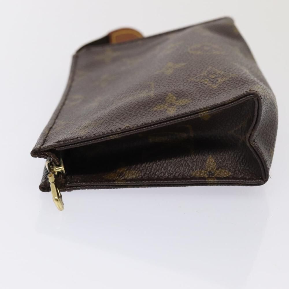 Louis Vuitton Poche Toilette