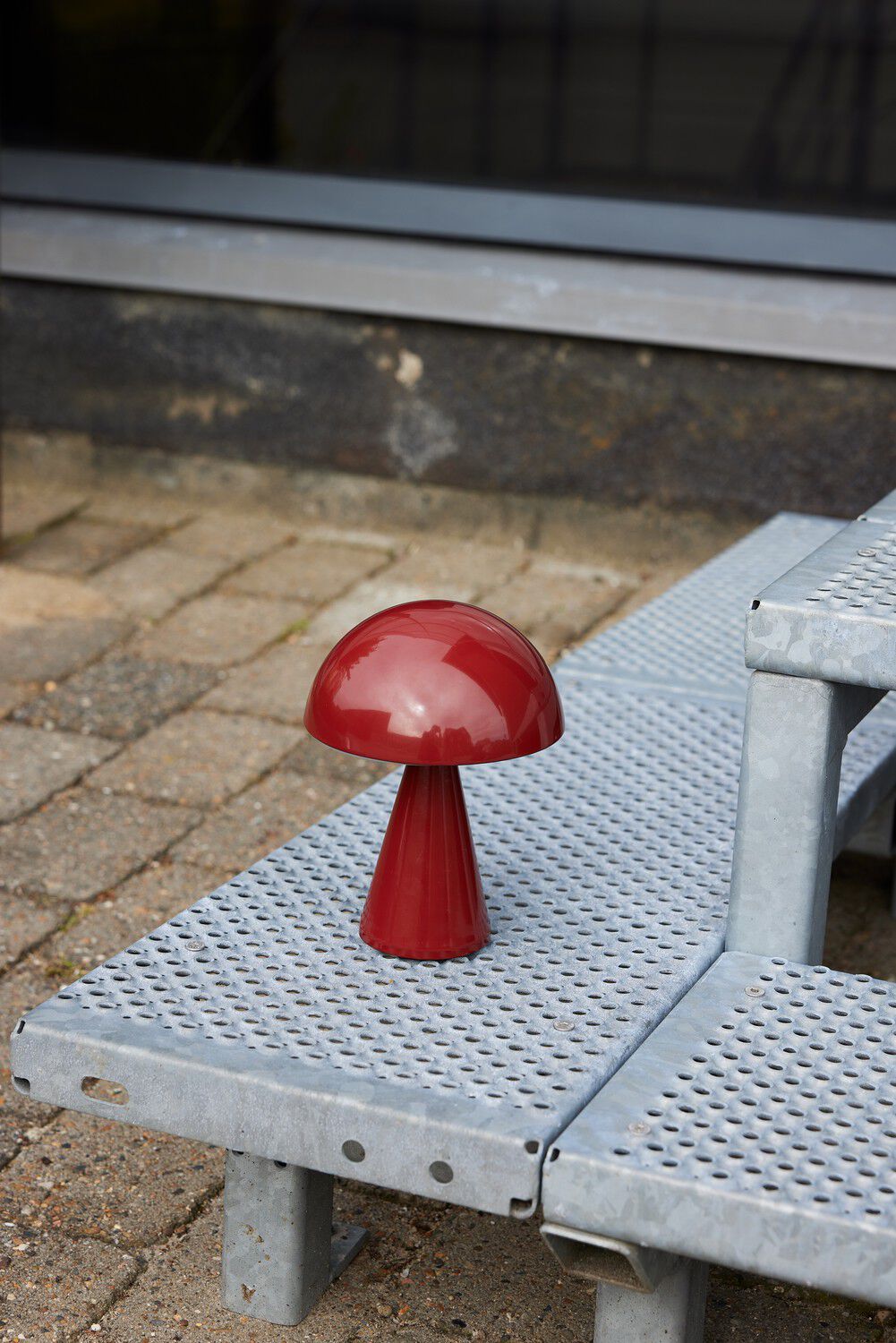 Mush Portable Lamp Red