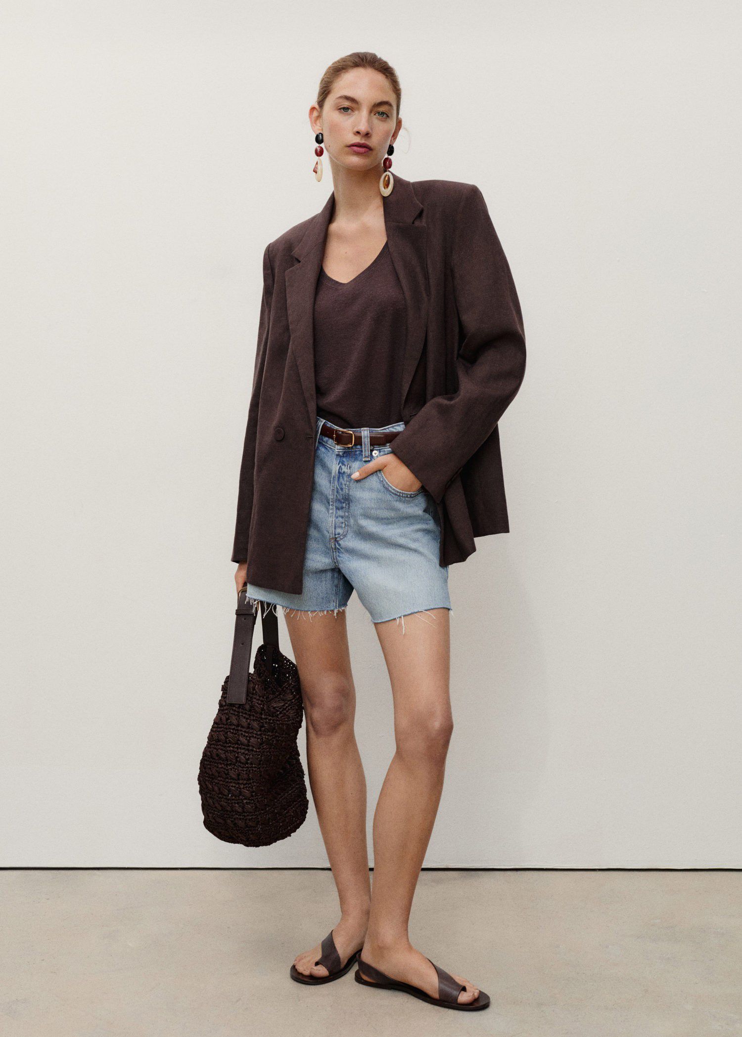 Denim shorts with frayed hem