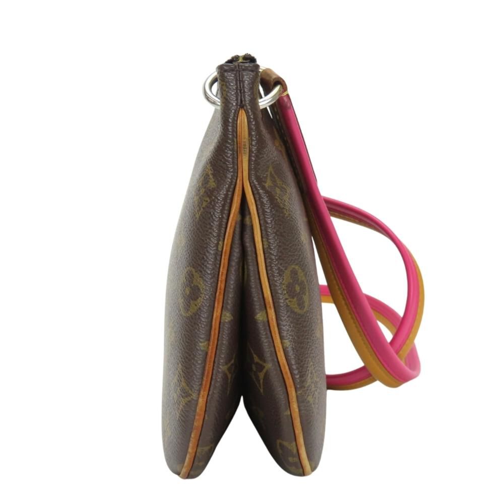 Louis Vuitton Shoulder Bags