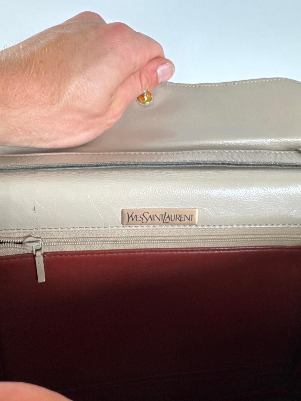 Yves Saint Laurent Shoulder Bag