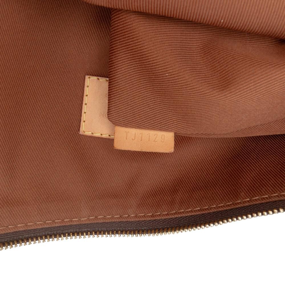 Louis Vuitton Clutch