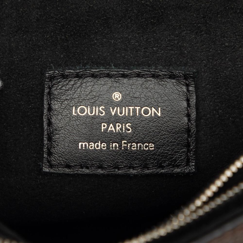 Louis Vuitton Shoulder Bags