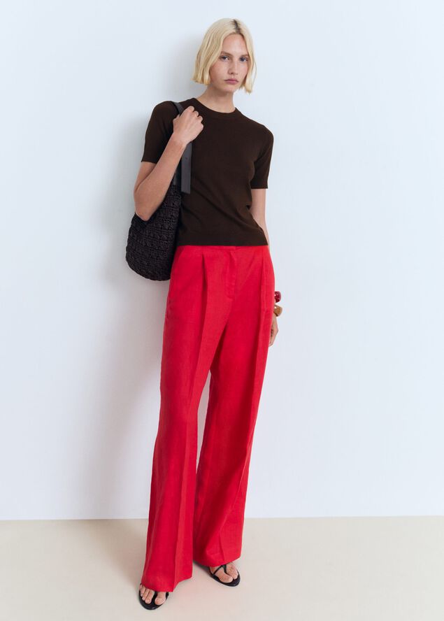 Short-sleeved fine-knit sweater