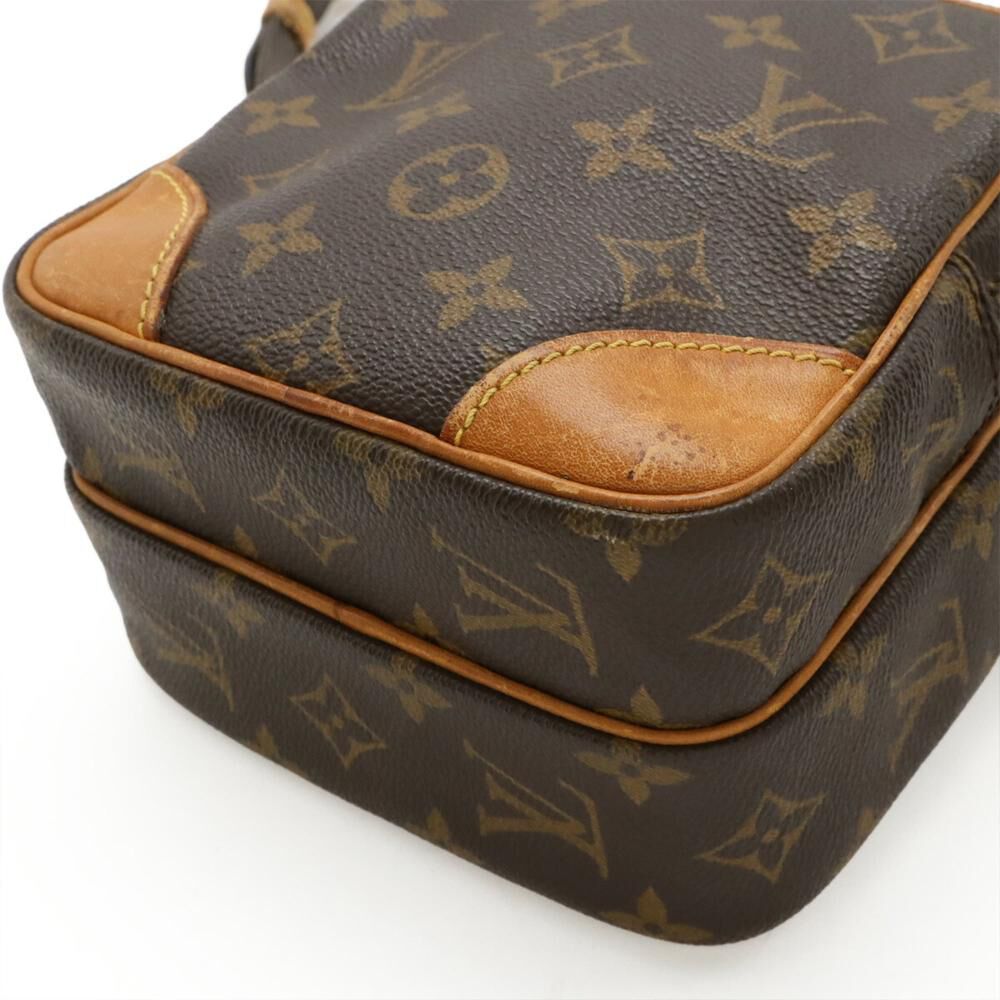 Louis Vuitton Shoulder Bags
