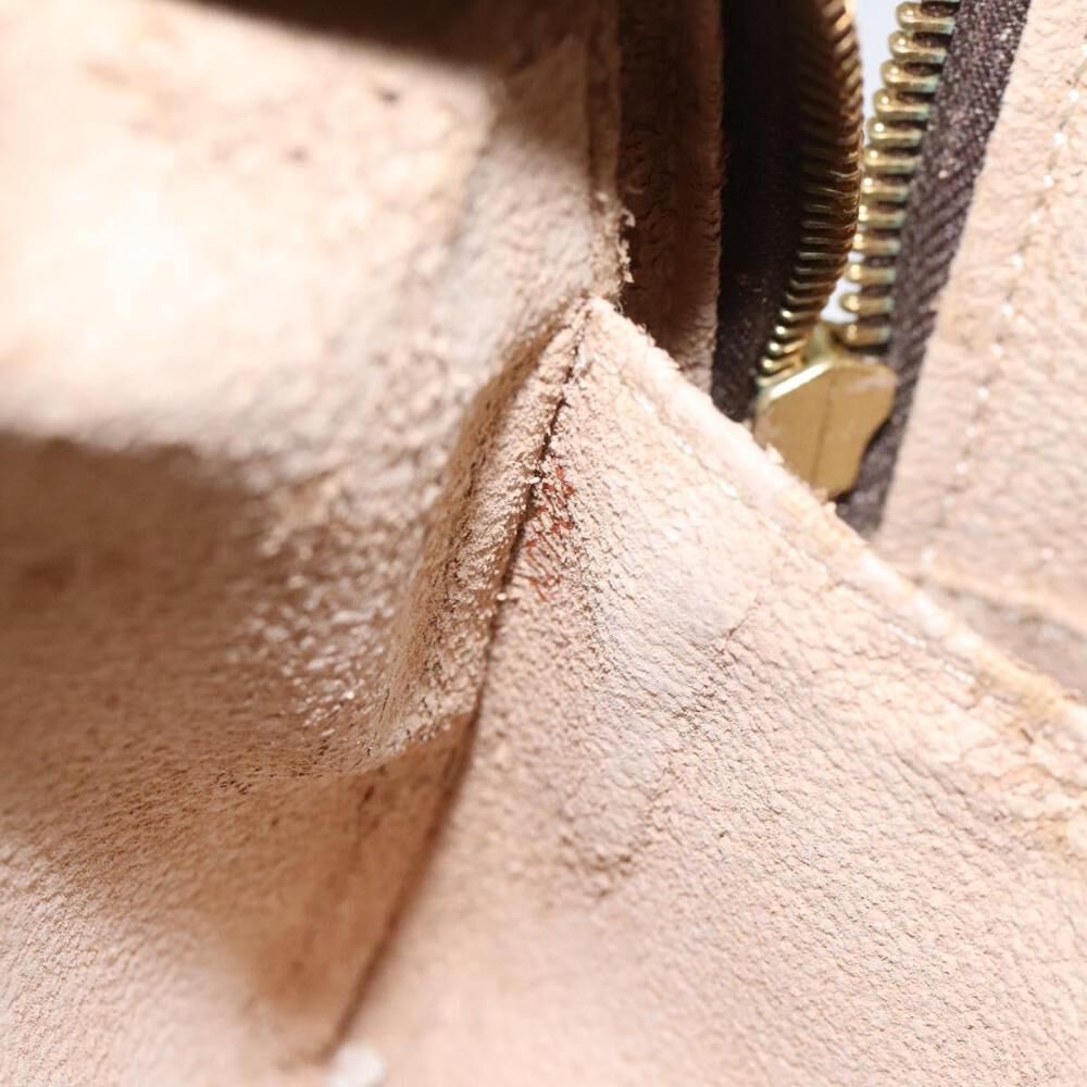 Louis Vuitton Trousse Toilette