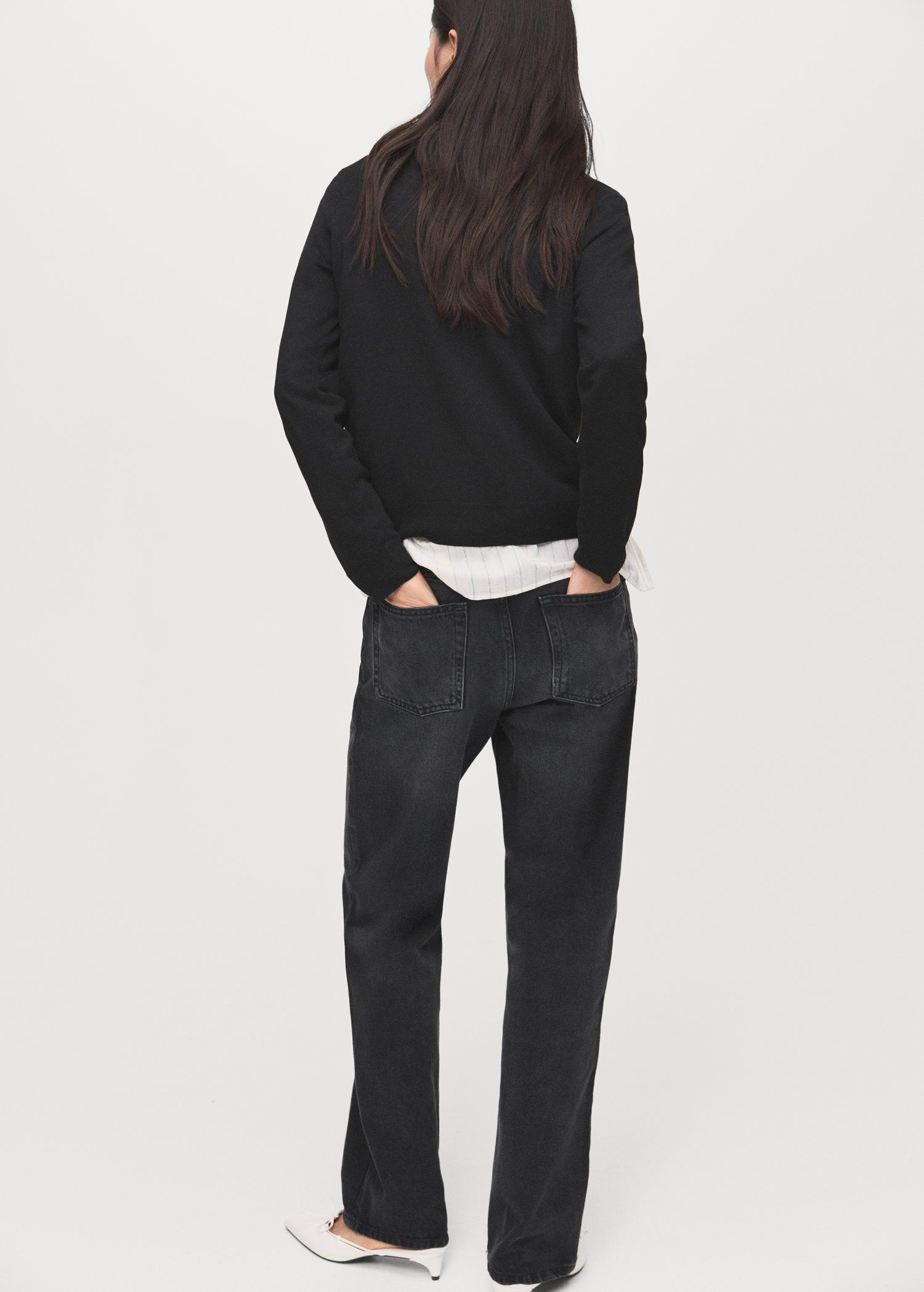 Fine-knit crew-neck sweater