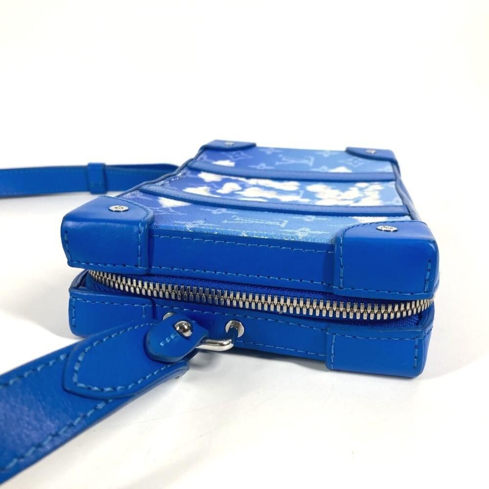 Louis Vuitton Clutch