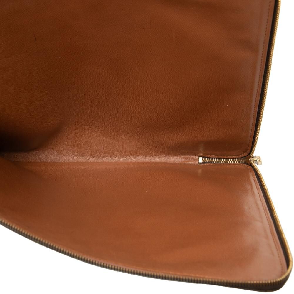 Louis Vuitton Poche Documents