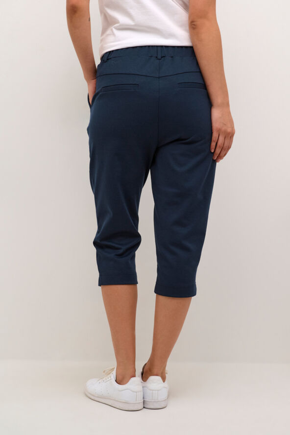 KAjenny Capri Pants