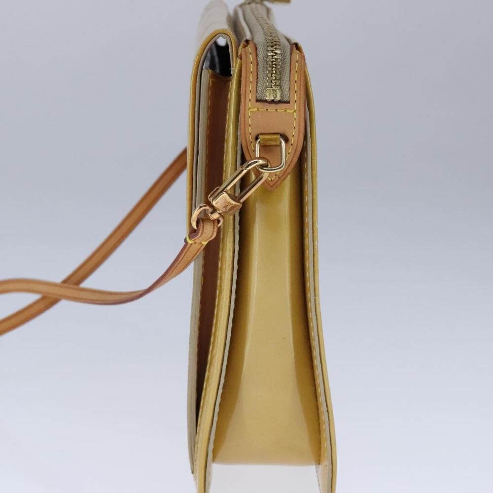 Louis Vuitton Shoulder Bags