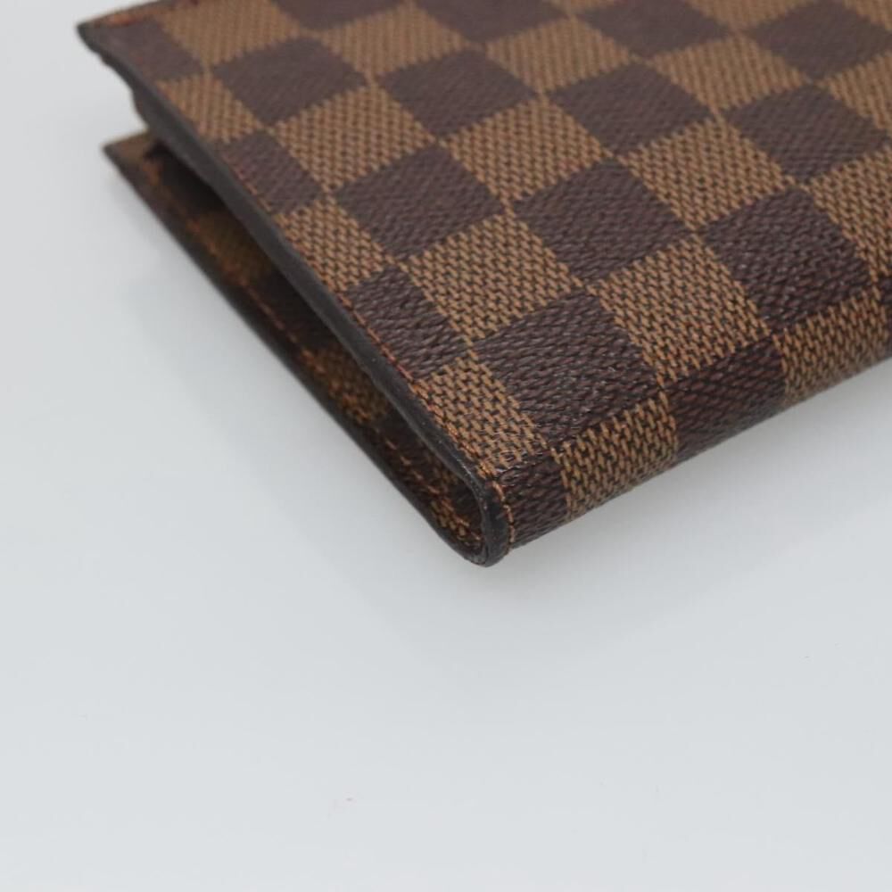Louis Vuitton Marais