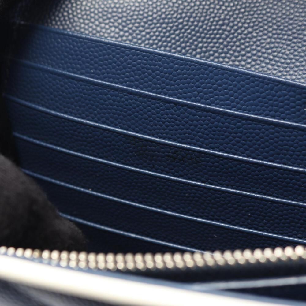 Yves Saint Laurent Shoulder Bag