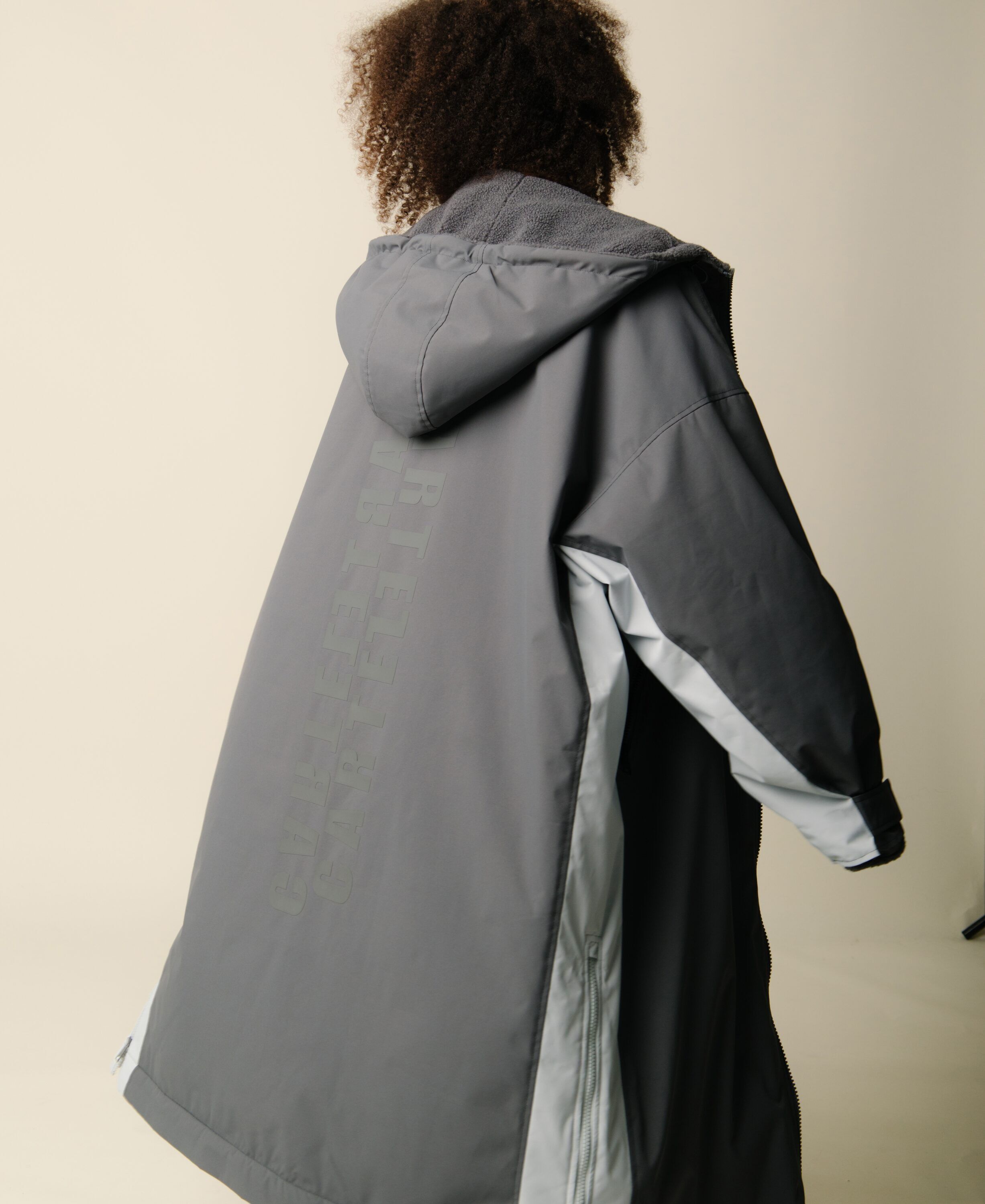 Nordic Fleece Changing Robe - Charcoal