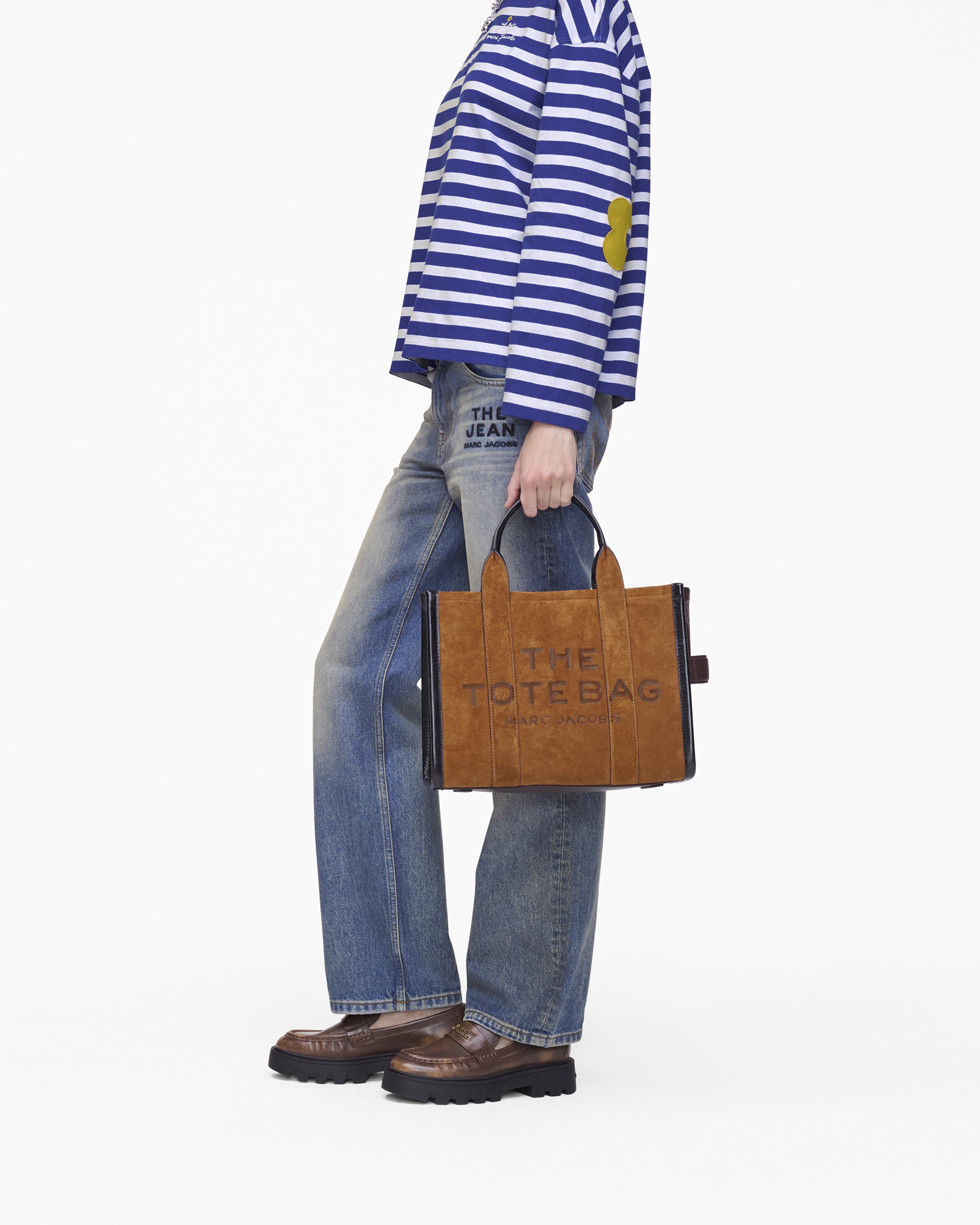 THE MEDIUM TOTE