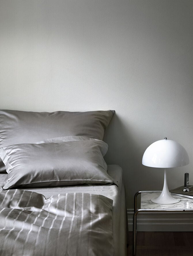 Høie Milano dämpad grå 150x210/50x60