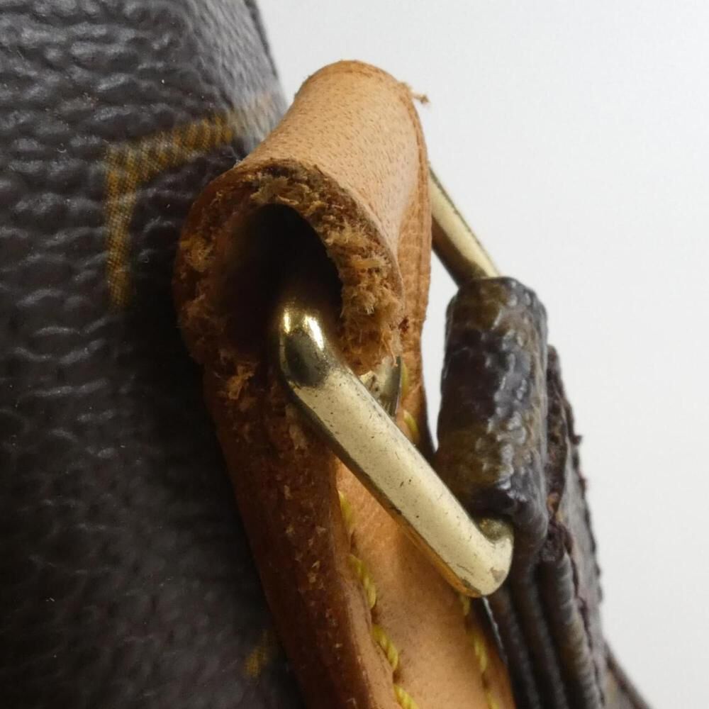 Louis Vuitton Shoulder Bags