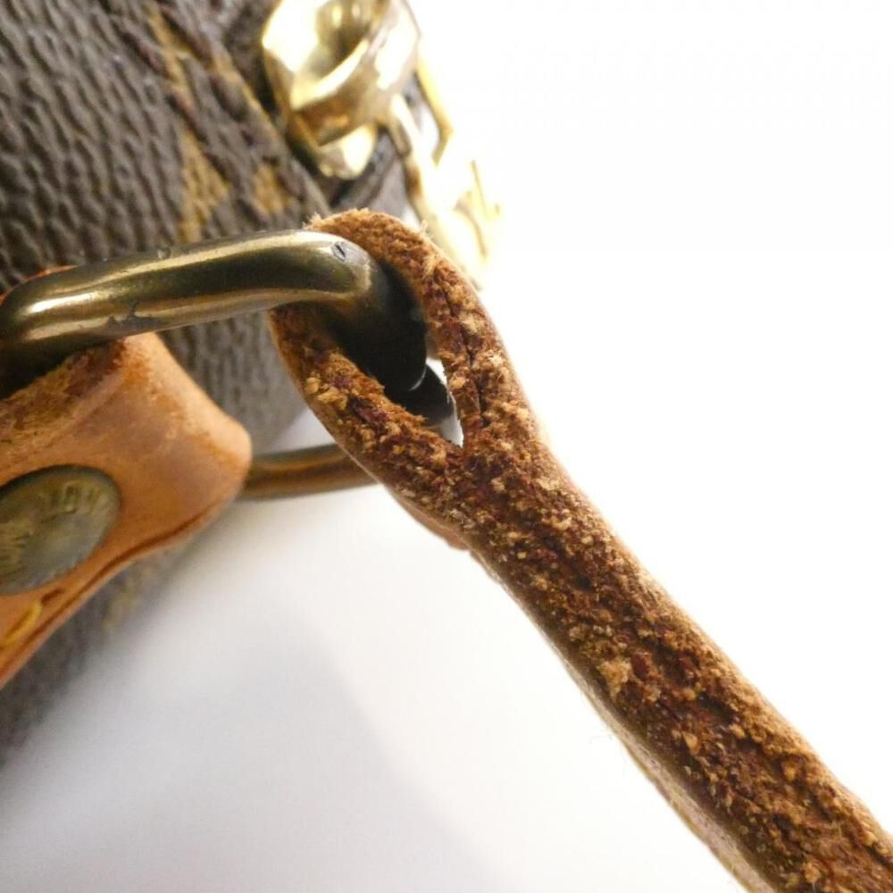 Louis Vuitton Shoulder Bags