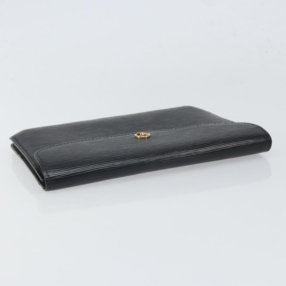 Louis Vuitton Clutch