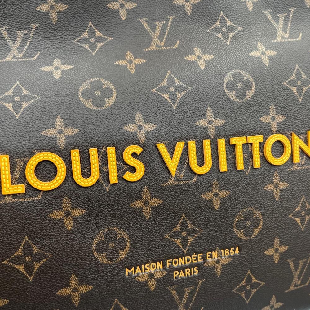 Louis Vuitton Tote
