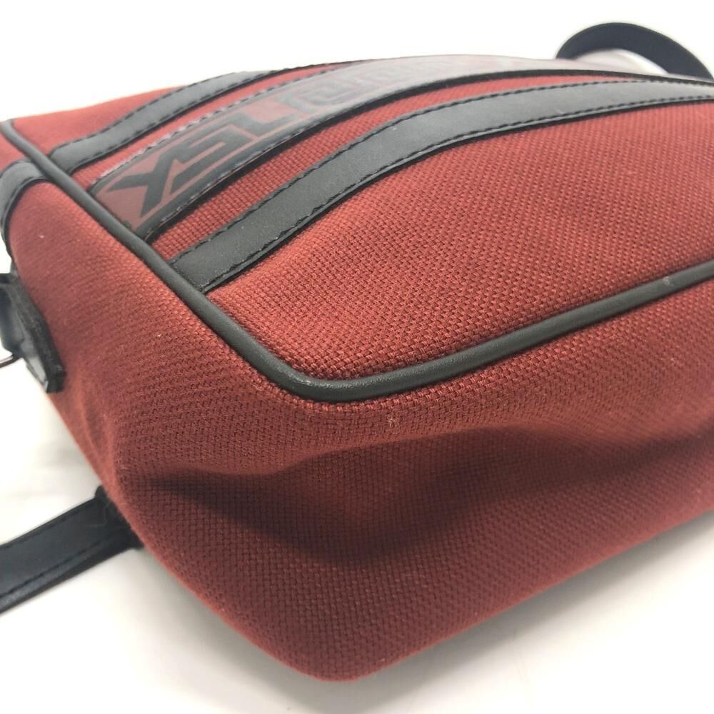 Yves Saint Laurent Shoulder Bag