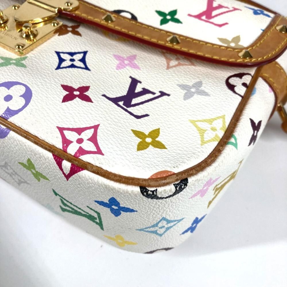 Louis Vuitton Shoulder Bags