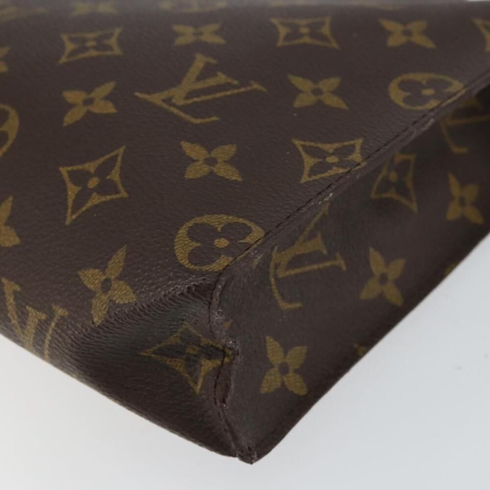 Louis Vuitton Poche Toilette