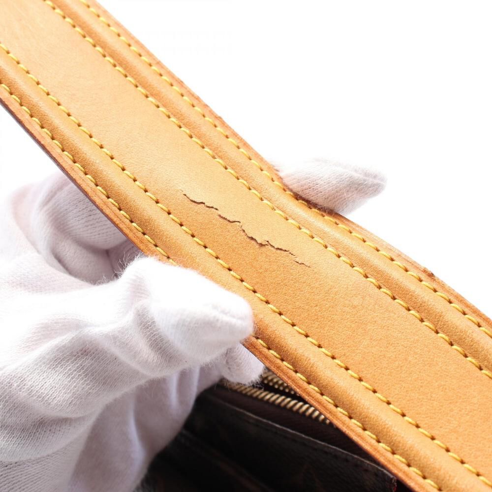 Louis Vuitton Shoulder Bags