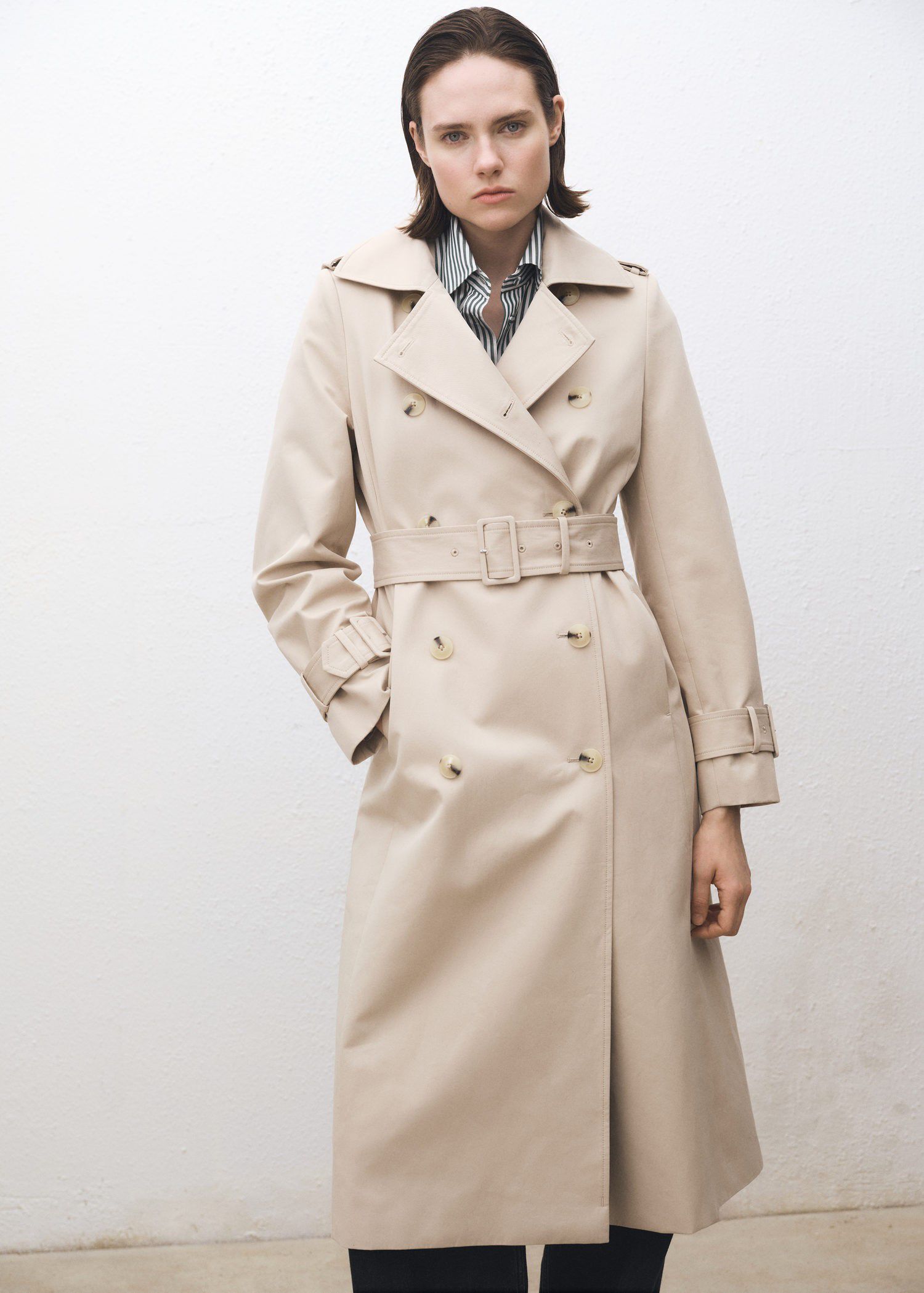 Double-breasted cotton trench coat
