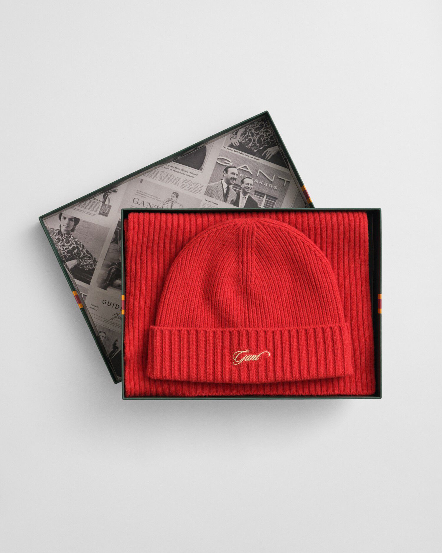 SCRIPT BEANIE AND SCARF GIFT SET