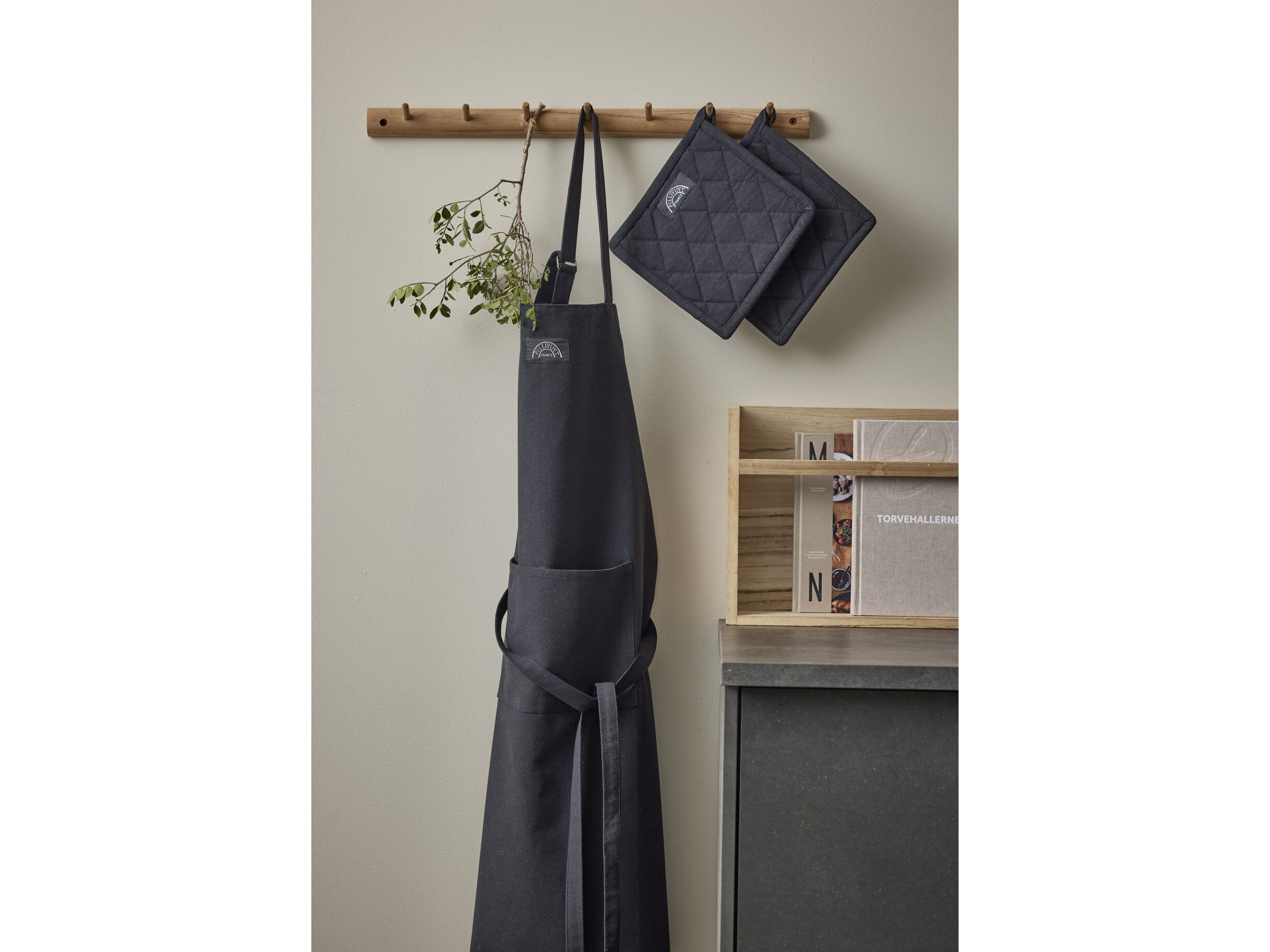 F&ouml;rkl&auml;de recycle Pillivuyt 95 x 80 cm Svart