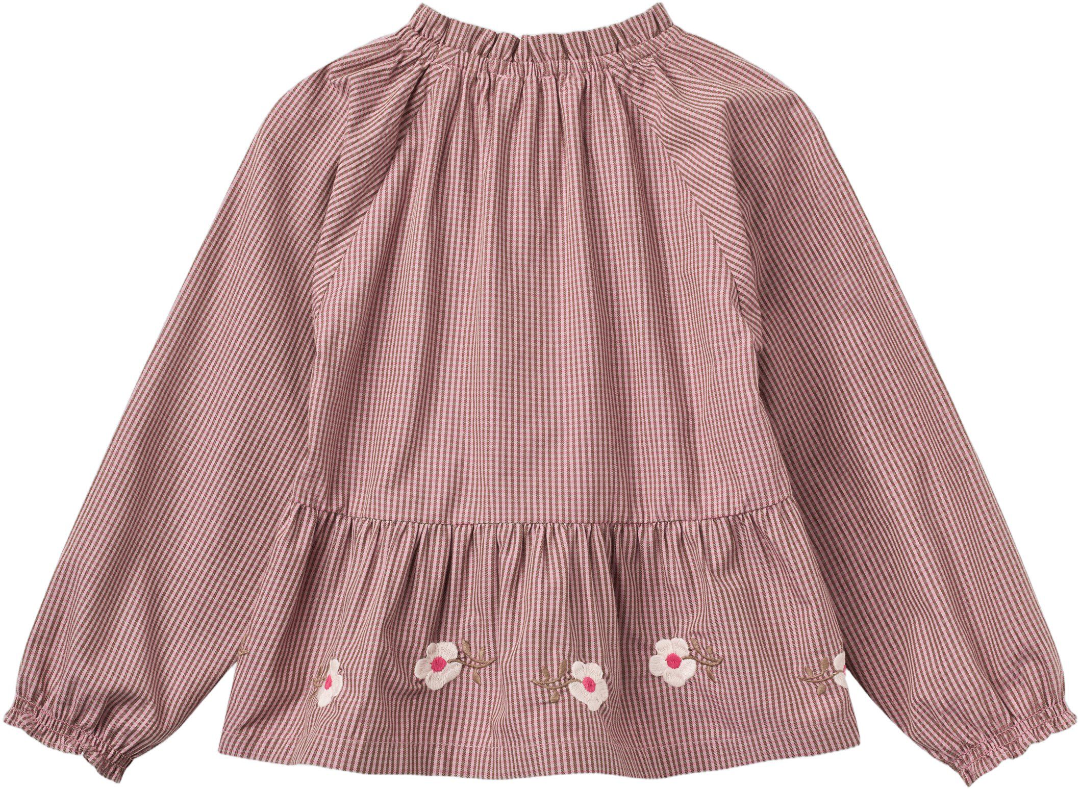 Blouse w. Flower Embroidery