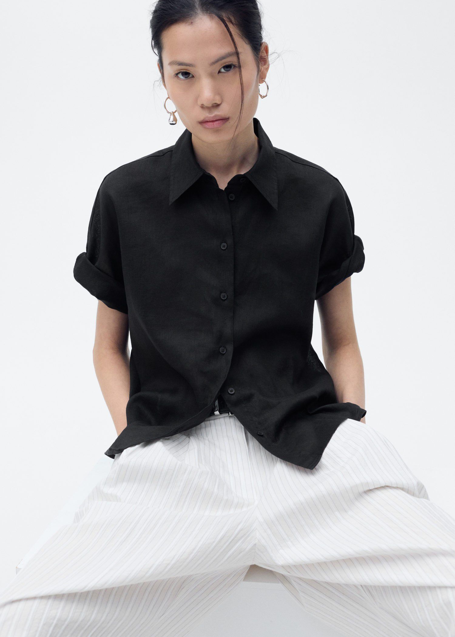 Short sleeve linen-blend shirt