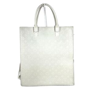Louis Vuitton Tote
