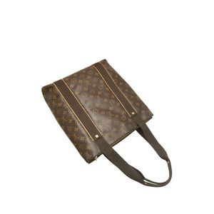 Louis Vuitton Beaubourg