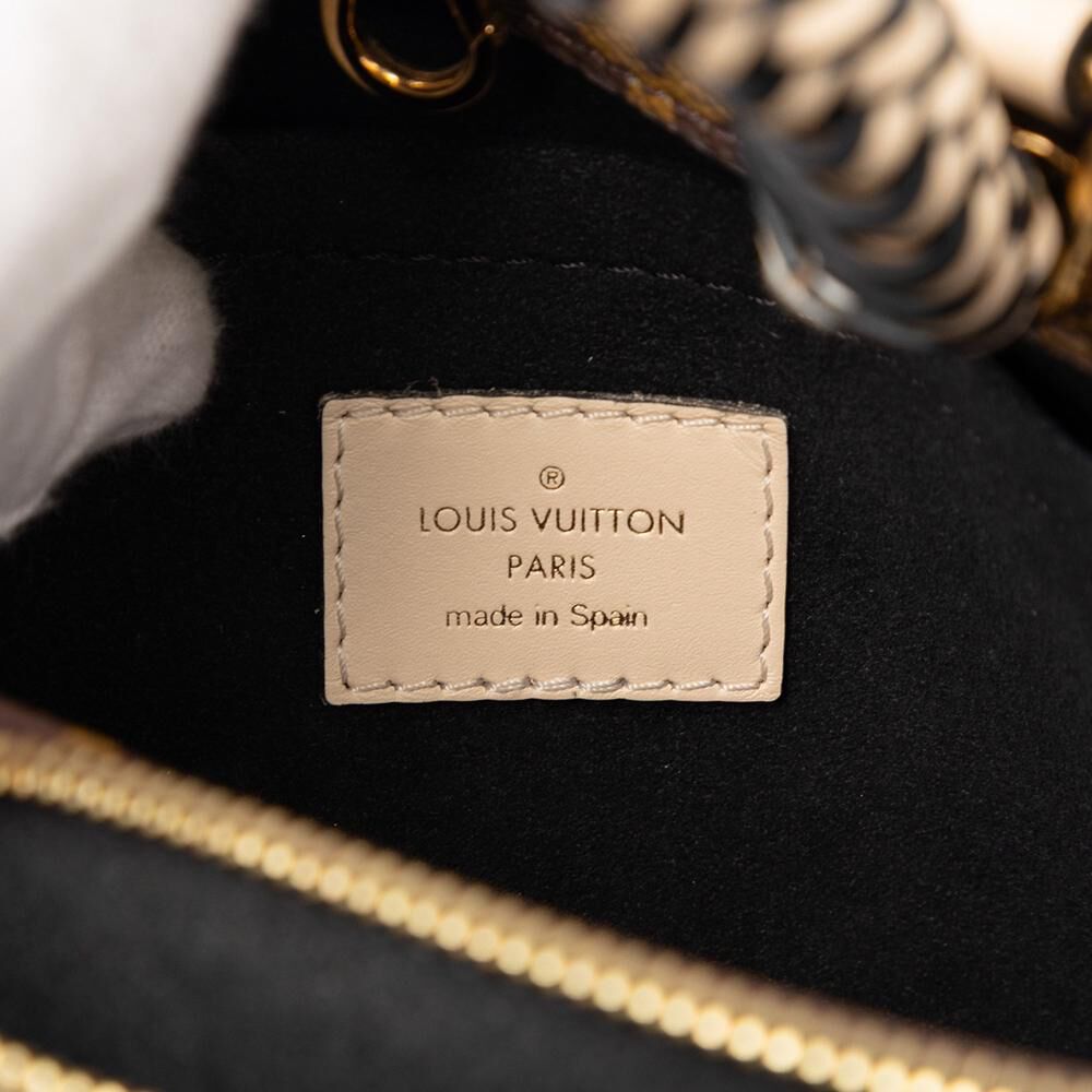 Louis Vuitton Montaigne